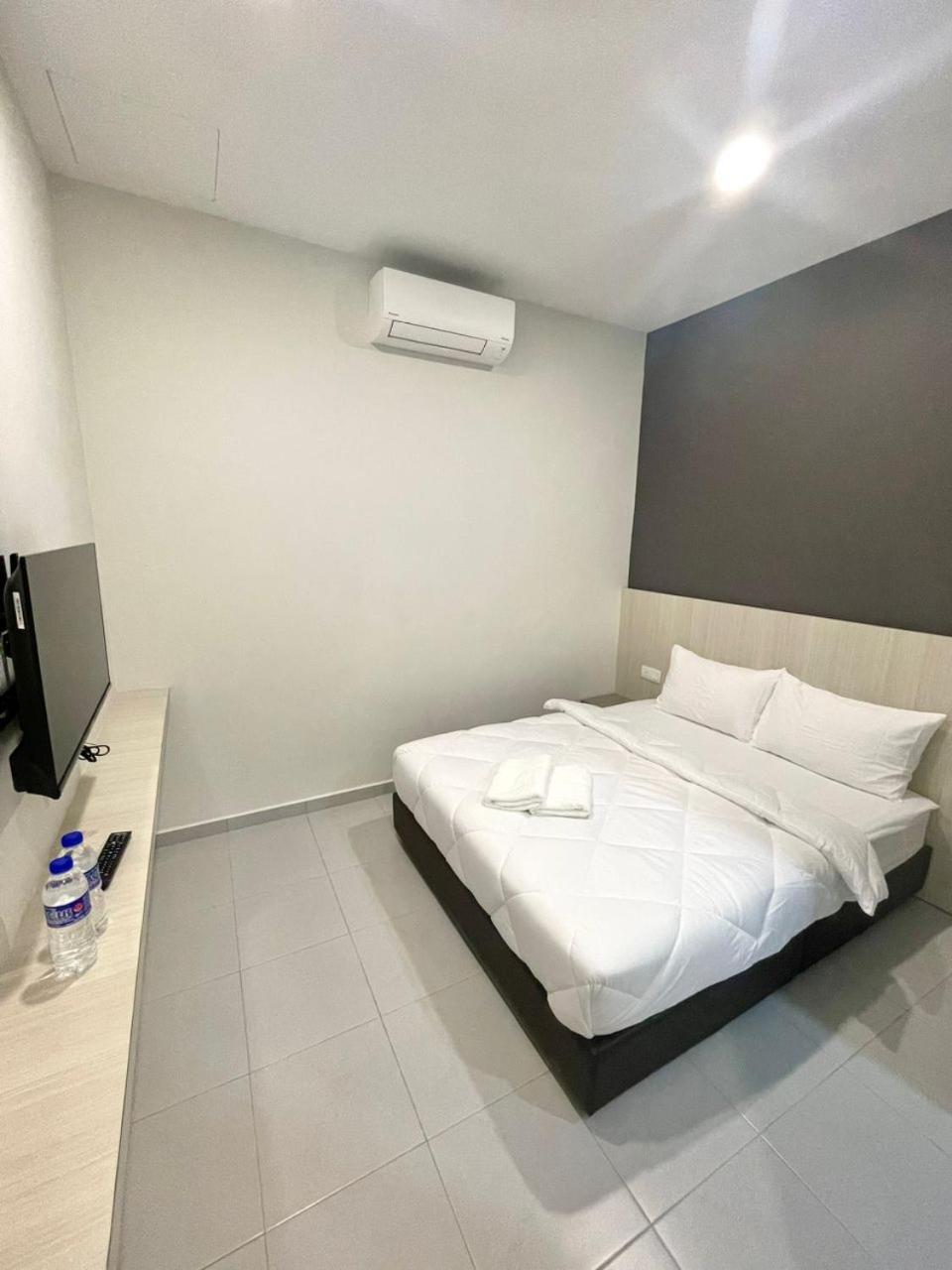 Garden Inns Motel Kangar Kültér fotó